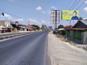 Jelang Pilkada, Billboard Gambar Hipni Terpajang Sepanjang Jalinsum