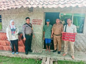 Rumah Penerima Bantuan PKH dan BPNT Terus Di Labelling