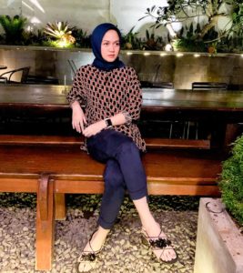 Penyanyi Youtubers Larasati Akhirnya Berhijab