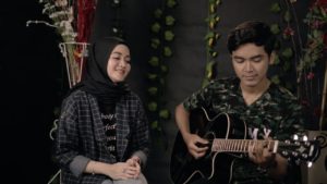 Duet Penyanyi LARASATI Feat Udi Brody Berawal Dari Hati