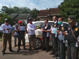 Cegah Covid-19, Aribun Sayunis Bagikan 5000 Botol Sabun Cuci Tangan di Jati Agung