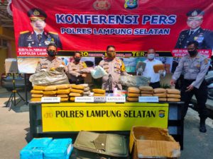 Polres Lamsel Amankan 72 Kg Ganja dan 5.087 Butir Ekstacy