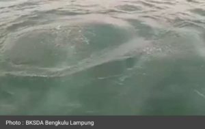 PVMBG: Gelembung di Selat Sunda Muncul dari Lubang Gunung Krakatau