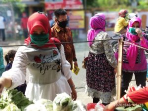 Bantu Warga Terdampak Covid-19 Winarni Galakkan Program Singer Provinsi Lampung