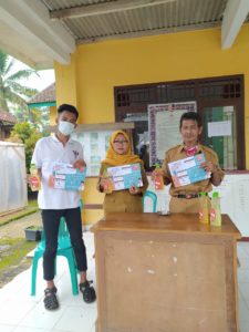 Beri Bantuan, Tim Aribun Sayunis Sisir Dua Kecamatan di Lamsel