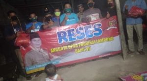 Turun Reses, Warga Lamteng Keluhkan Jalan Rusak Ke IMS