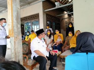 TONY Eka Candra Sosialisasikan Janji Kerja Di Dua Desa