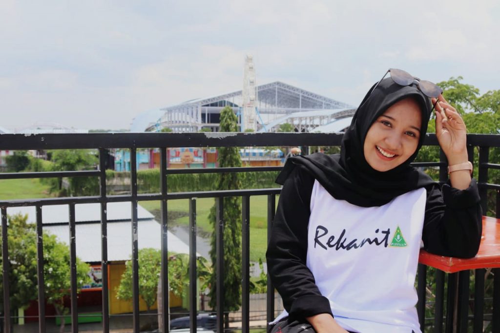 Hobi Menyanyi, Malah Sering Dapat Tawaran Collab Endors Produk Kaos