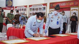 Wujudkan WBK, Pemkab Lamsel Serta Forkopimda Deklarasikan Janji Kinerja dan Pembangunan Zona Integritas