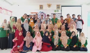Merawat Budaya Membaca dan Menulis, HMPS PBA STAI At-Tanwir Gelar Seminar Literasi