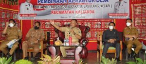 Bupati Lamsel Berikan Pembinaan Pada Aparatur Desa dan BPD