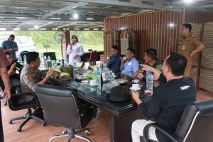 Ketua DPRD Lamsel Undang Makan Durian Forkopimda