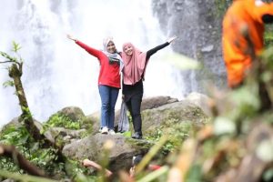 Way Tayas Pikat Artis Sinetron Risty Tagor