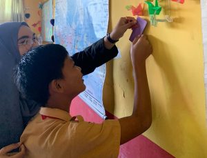 Mencari Potensi Siswa dengan Dinding Harapan