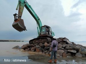 Oknum Staf Balai Besar Wilayah Sungai Mesuji Sekampung Diduga Mainkan Pemenang Tender Pekerjaan Break Water Muli
