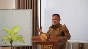 Nanang Ermanto Berikan Pelatihan Smart Farming Pada Petani Milenial
