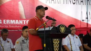 Bupati Lamsel Hadiri Kegiatan Gobar dan Pelantikan Pengurus ISSI