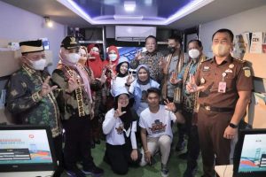 Sekda Lamsel Menghadiri Serangkaian Kegiatan Roadsow Bus KPK