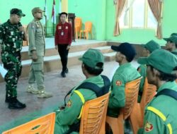 Babinsa Latih Linmas Bentuk Sikap Cinta Tanah Air dan Tingkatkan Disiplin