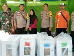 Babinsa Koramil 421-06/Natar Kawal Logistik Pemilu 2024 Ke TPS Kecamatan Natar dan Tegineneng