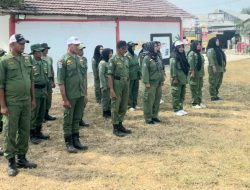 Tingkatkan Kemampuan Dan Kewaspadaan Linmas Jelang Pilkada 2024, Babinsa dan Bhabinkamtibmas Berikan Pelatihan PBB