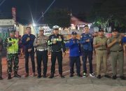 Ciptakan Kamtibmas Yang Kondusif, Koramil 421-06/Natar, Polsek Natar, Satpol PP, dan Damkar Gelar Patroli Kamtibmas Malam Hari, Sampaikan Pesan-pesan Kamtibmas Kepada Warga