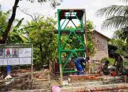 TMMD ke-127: Pemasangan Tiang Tower Sumur Bor Desa Tanjung Rejo