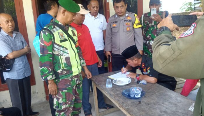 Babinsa Muara Putih Hadiri Mediasi Perselisihan Jalan Umum dan Lahan Warga, Situasi Berlangsung Kondusif