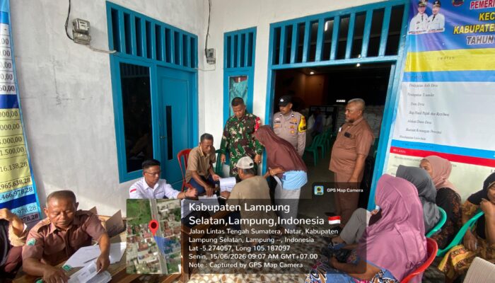 Pastikan Bantuan Tepat Sasaran, Babinsa dan Bhabinkamtibmas Kawal Distribusi Pangan untuk 1.649 KK di Candimas