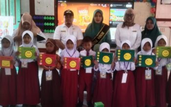 Dukung Kemajuan Pendidikan, Kepala Desa Mayang Sari Tinjau Langsung Kegiatan MPLS di SDN 2 dan PAUD