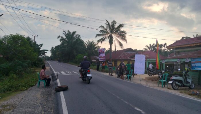 Panita HUT Kemerdekaan RI KE-81 Desa Tambak Gelar Penggalang Dana, Wujudkan Semangat Kebersamaan Masyarakat