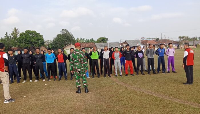 Babinsa Koramil 421-06/Natar Gembleng 37 Calon Paskibra, Siapkan Pasukan Pengibar Bendera HUT RI Tingkat Kecamatan