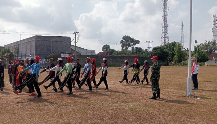 Mengawal Generasi Pengibar Sang Merah Putih, Babinsa Koramil 421-06/Natar Gembleng Paskibra di Dua Kecamatan Jelang HUT RI ke-81