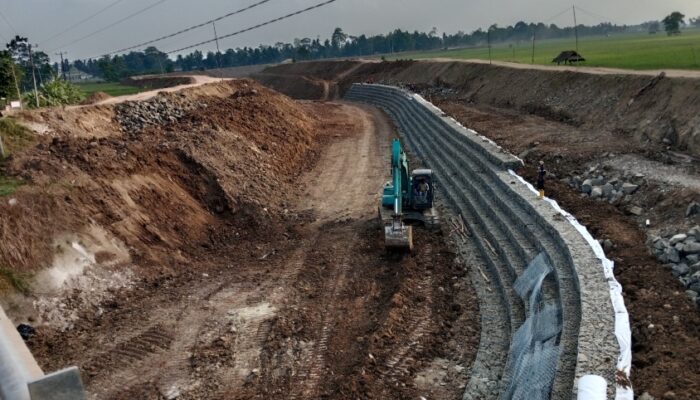 Sedimen Lama Dipakai, Proyek Sungai Way Katibung–Way Sulan senilai hampir Rp.24 Milyar Kian Membara
