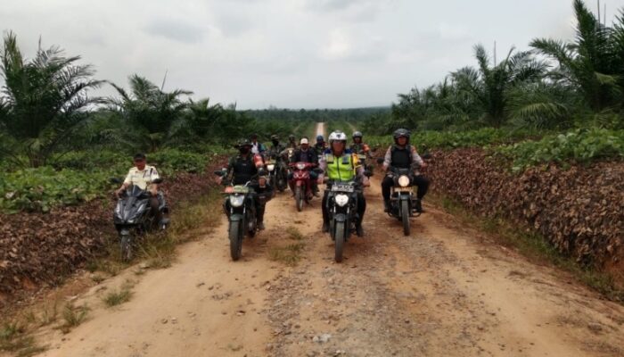Cegah Karhutla, Koramil 421-06/Natar dan Polsek Natar Perkuat Patroli di Perkebunan Rejosari