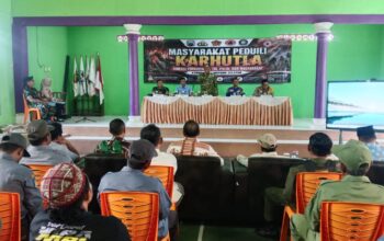 Tak Tunggu Api Membesar, Mabes TNI AD Bekali Warga Natar Cegah Karhutla