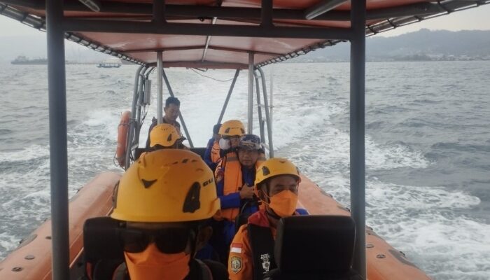 Tim SAR Gabungan Kerahkan 7 SRU, Pencarian 8 Orang di Selat Sunda Masih Nihil